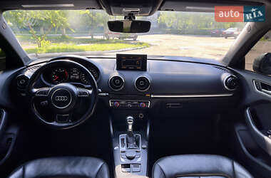 Седан Audi A3 2015 в 