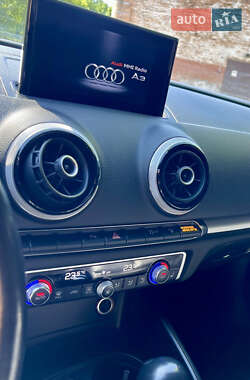 Седан Audi A3 2015 в 