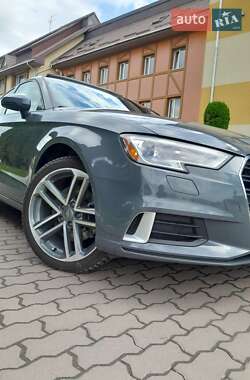 Седан Audi A3 2017 в 