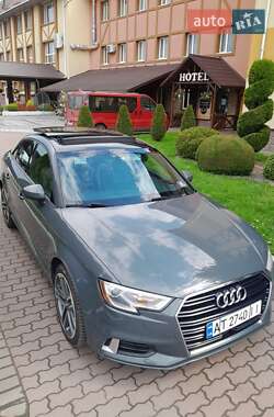 Седан Audi A3 2017 в 