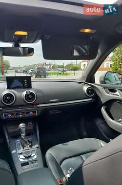 Седан Audi A3 2017 в 