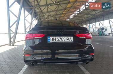 Седан Audi A3 2016 в 