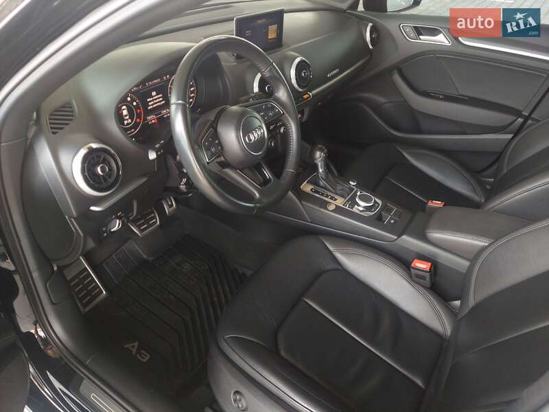 Седан Audi A3 2016 в Одессе