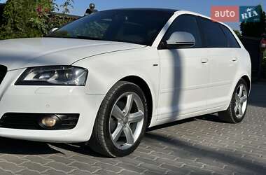 Хэтчбек Audi A3 2009 в 