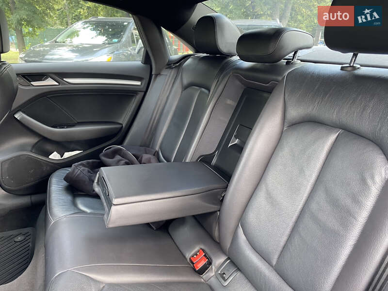 Седан Audi A3 2015 в Києві