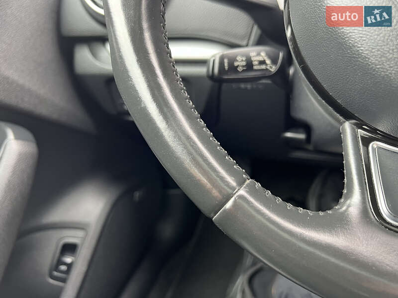 Седан Audi A3 2015 в Киеве