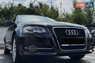 Хэтчбек Audi A3 2011 в 