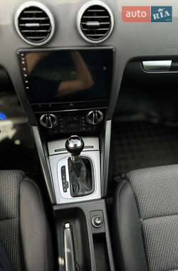 Хэтчбек Audi A3 2011 в 