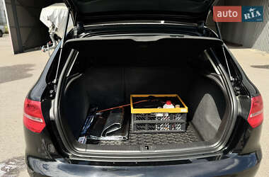 Хэтчбек Audi A3 2011 в 