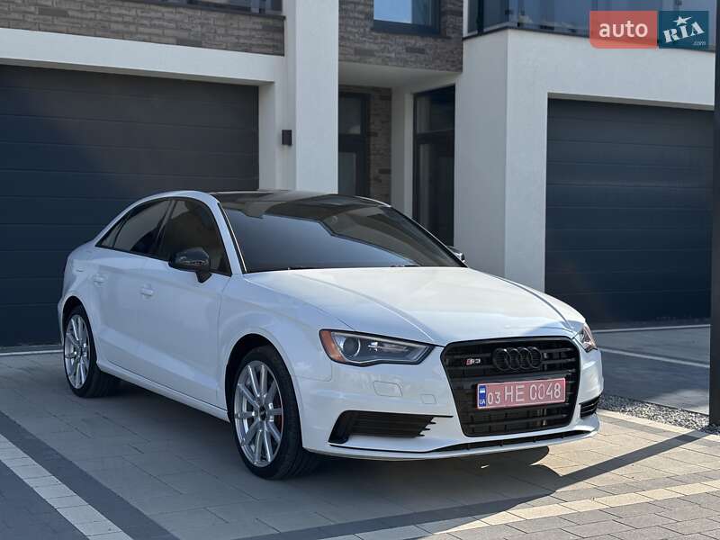 Седан Audi A3 2015 в 