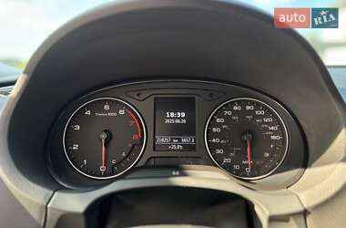 Седан Audi A3 2015 в 