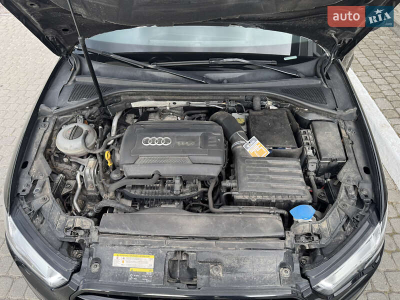 Седан Audi A3 2015 в Львове