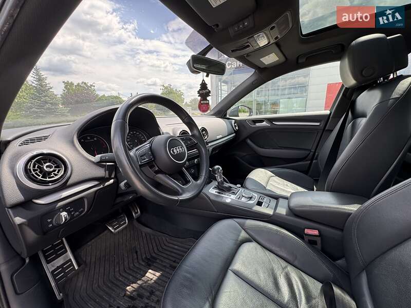 Седан Audi A3 2017 в Полтаве