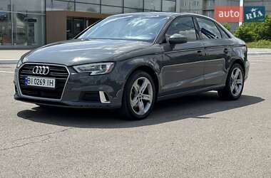 Седан Audi A3 2017 в 