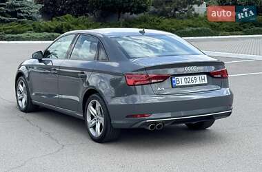 Седан Audi A3 2017 в 