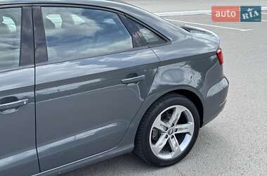 Седан Audi A3 2017 в 