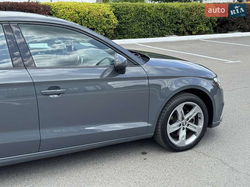 Седан Audi A3 2017 в Полтаве