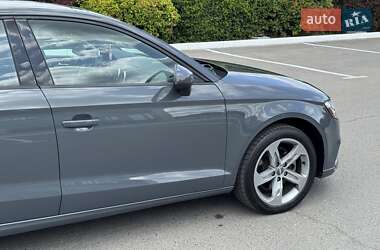 Седан Audi A3 2017 в 