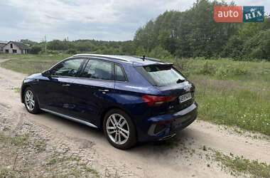Хэтчбек Audi A3 2023 в 