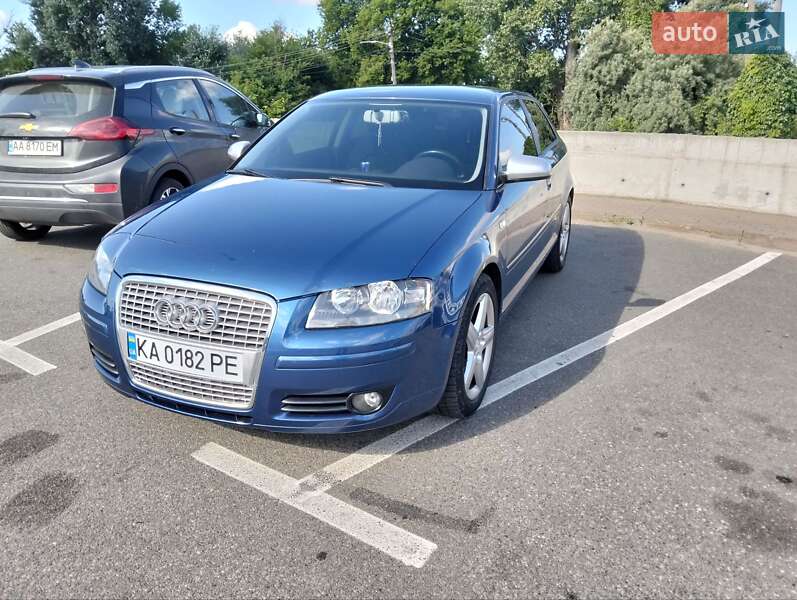 Хэтчбек Audi A3 2006 в 