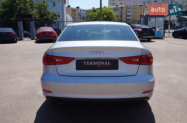 Седан Audi A3 2016 в 