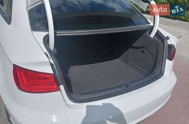 Седан Audi A3 2015 в 