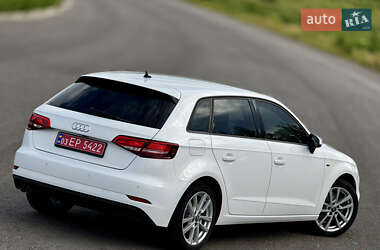 Хэтчбек Audi A3 2020 в 