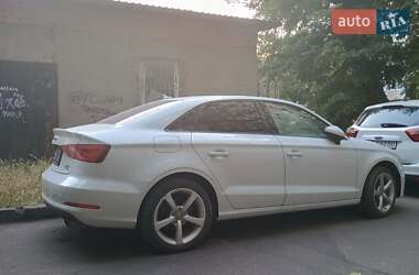 Седан Audi A3 2015 в 