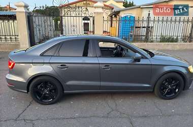 Седан Audi A3 2016 в 