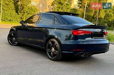 Седан Audi A3 2016 в 
