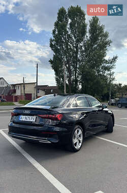 Седан Audi A3 2022 в 