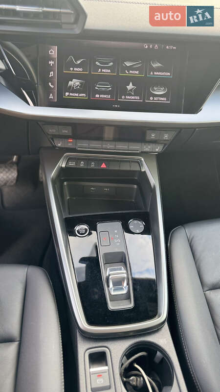 Седан Audi A3 2022 в Киеве