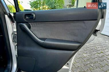 Хэтчбек Audi A3 2001 в 
