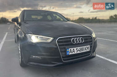 Седан Audi A3 2015 в Києві