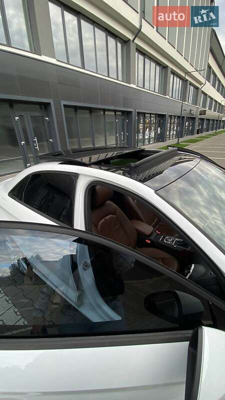 Седан Audi A3 2015 в Ивано-Франковске