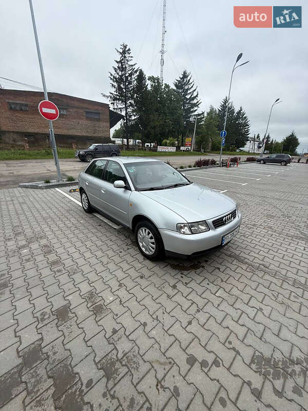 Хэтчбек Audi A3 1999 в Виньковцах