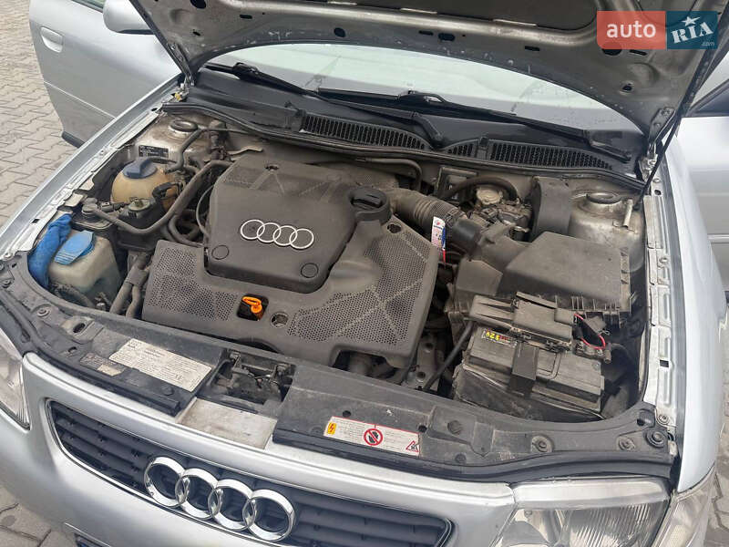 Хэтчбек Audi A3 1999 в Виньковцах