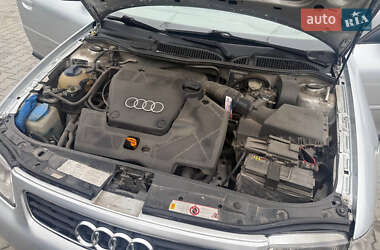 Хетчбек Audi A3 1999 в 