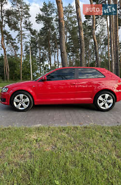 Хэтчбек Audi A3 2010 в 