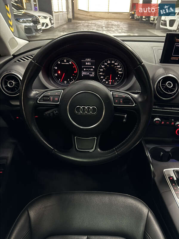 Седан Audi A3 2014 в Одессе