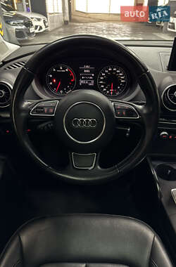 Седан Audi A3 2014 в 