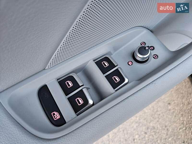 Седан Audi A3 2016 в Днепре