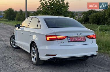Седан Audi A3 2018 в 
