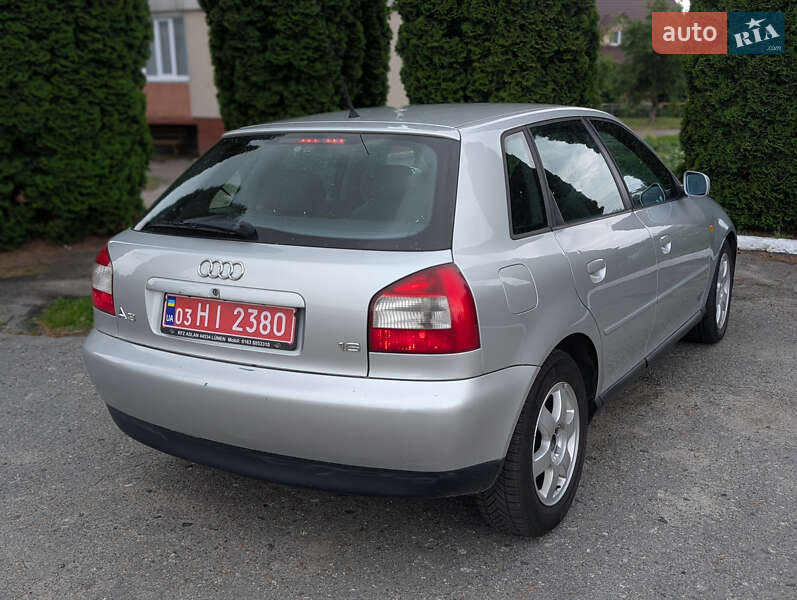 Хэтчбек Audi A3 2000 в Дубно