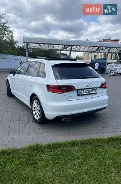 Хэтчбек Audi A3 2016 в 