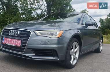 Седан Audi A3 2015 в Львове