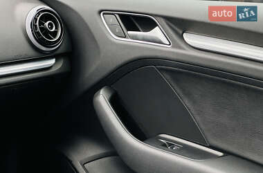 Седан Audi A3 2015 в 