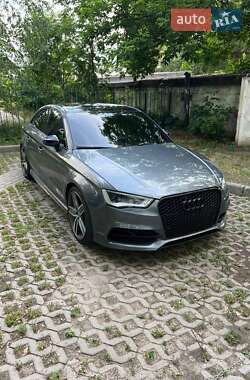 Седан Audi A3 2015 в 