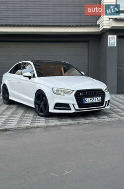 Седан Audi A3 2016 в 