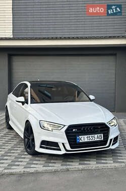 Седан Audi A3 2016 в 